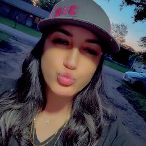 Meet your Posher, Karin